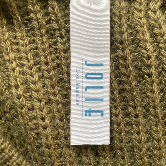 Olive green crop top sweater - Picture 3 of 3